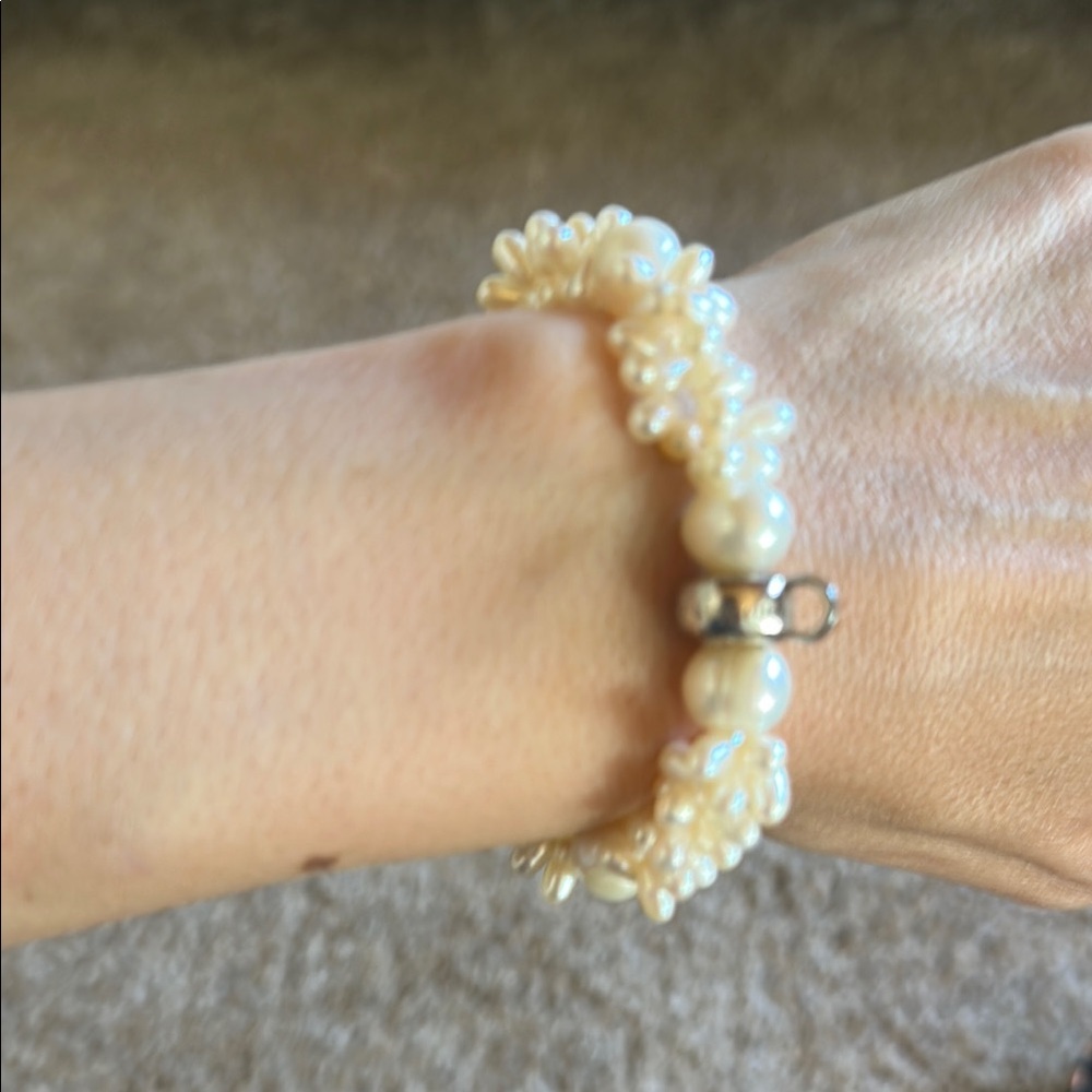 Thomas Sabo White Beaded Bracelet - Picture 10 of 10